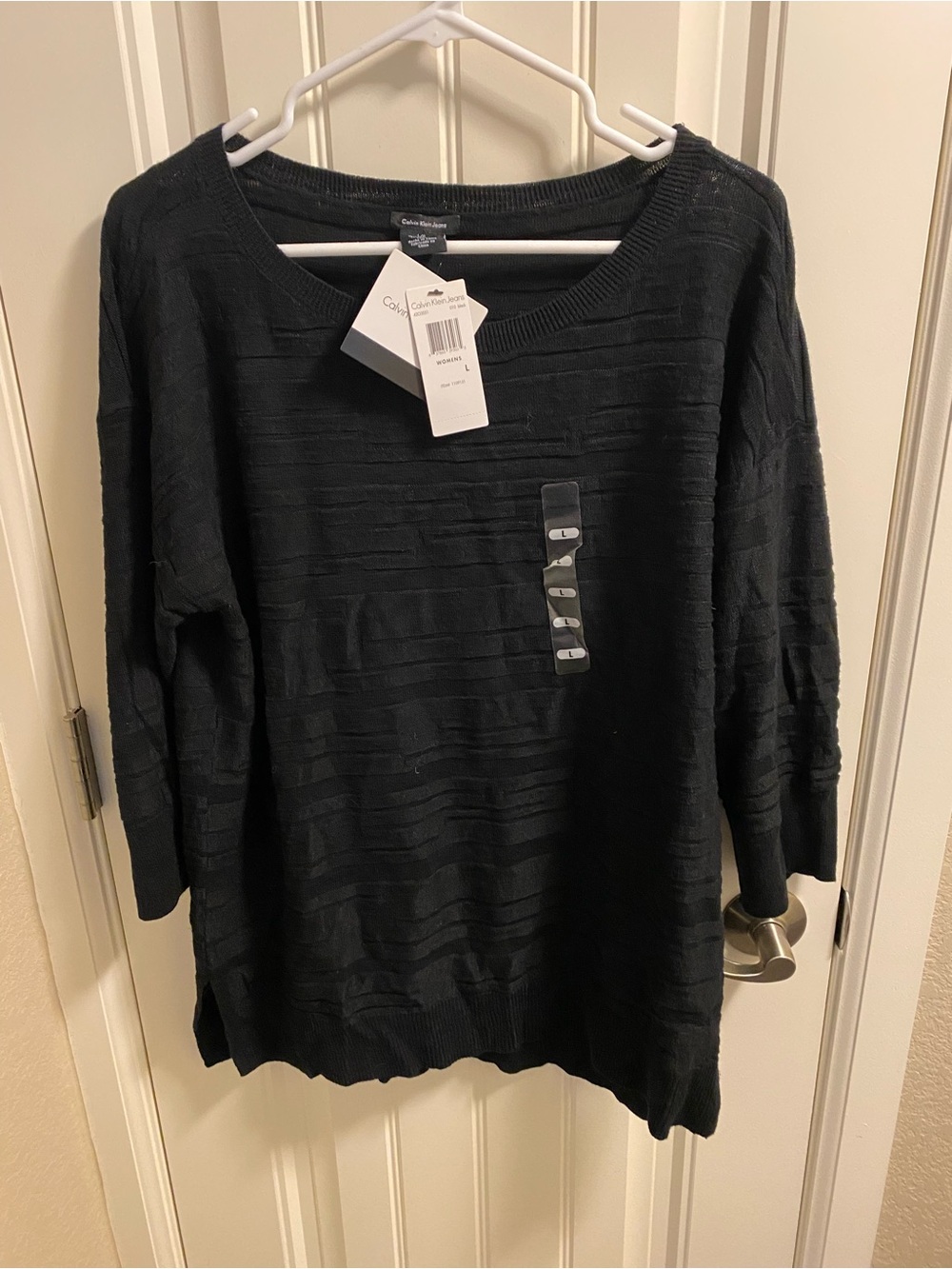 NWT Calvin Klein L Sweater Black Pullover Crewneck Textured Material Half Slv L